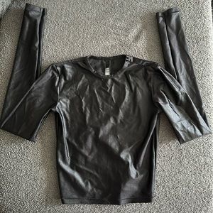 SKIMS Long sleeve black top